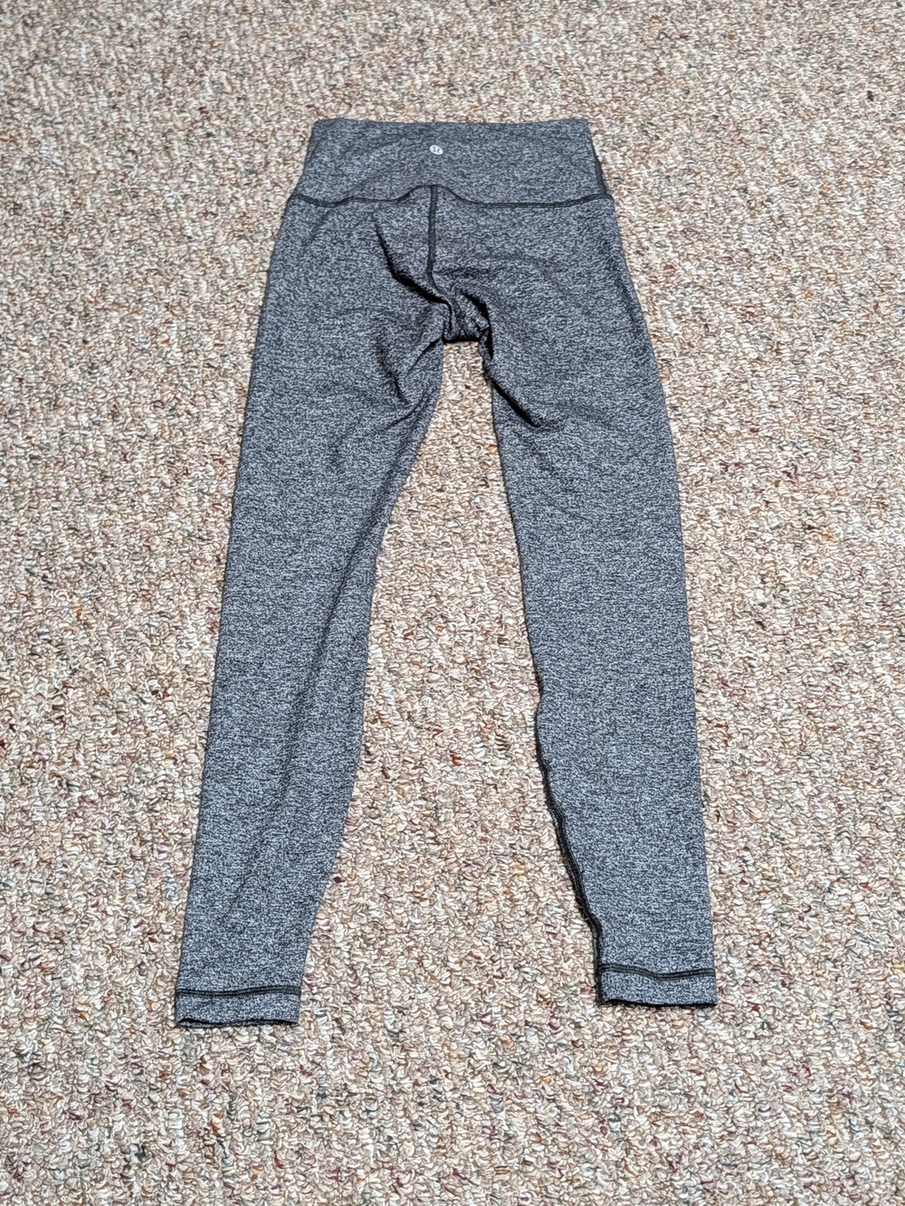 lululemon athletica size 6 Legging